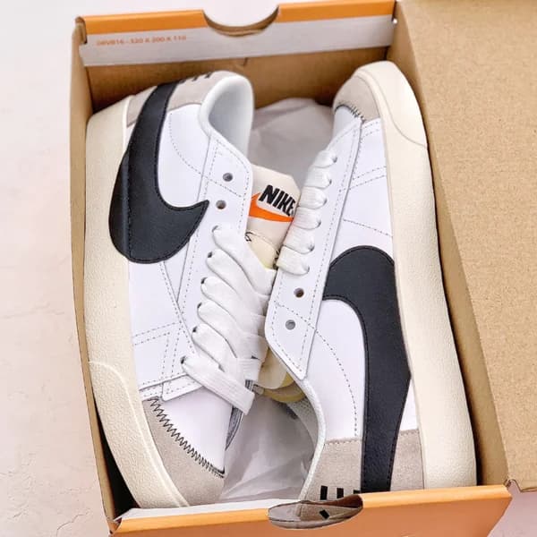 نایک بلیزر جامبو Nike Blazer Low 77 Jumbo White Black Sail سفید مشکی — تصویر ۴