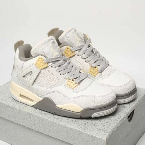 نایک جردن 4 رترو Jordan 4 Retro SE Craft Photon Dust — تصویر ۴
