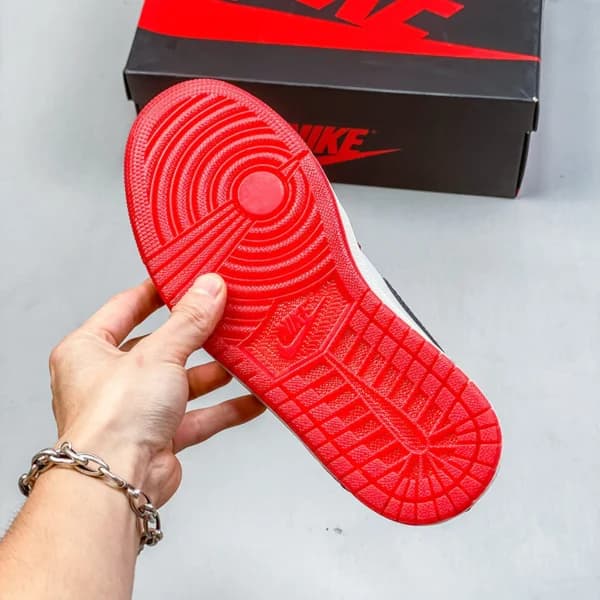 جردن وان رترو اسپایدرمن Jordan 1 Retro High OG Spider-Man Across the Spider-Verse — تصویر ۵