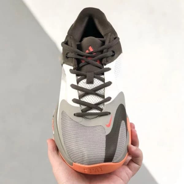کفش بسکتبال مردانه نایک زوم فریک Nike Zoom Freak 4 Letter Bros — تصویر ۲