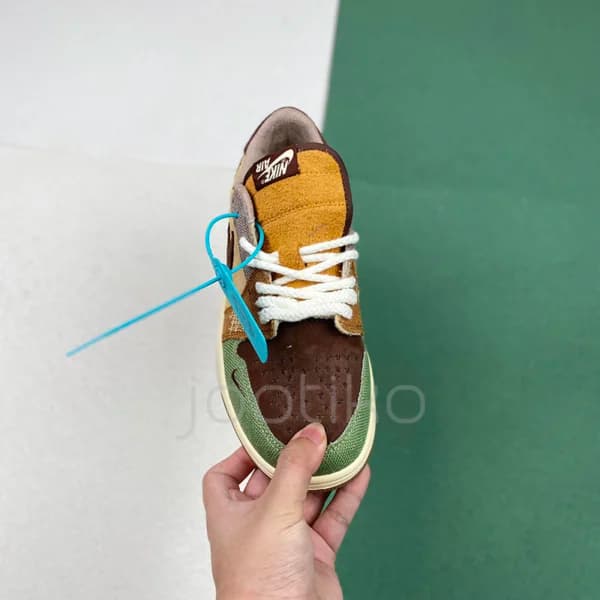 نایک جردن وان وودو Jordan 1 Retro Low OG Zion Williamson Voodoo — تصویر ۵