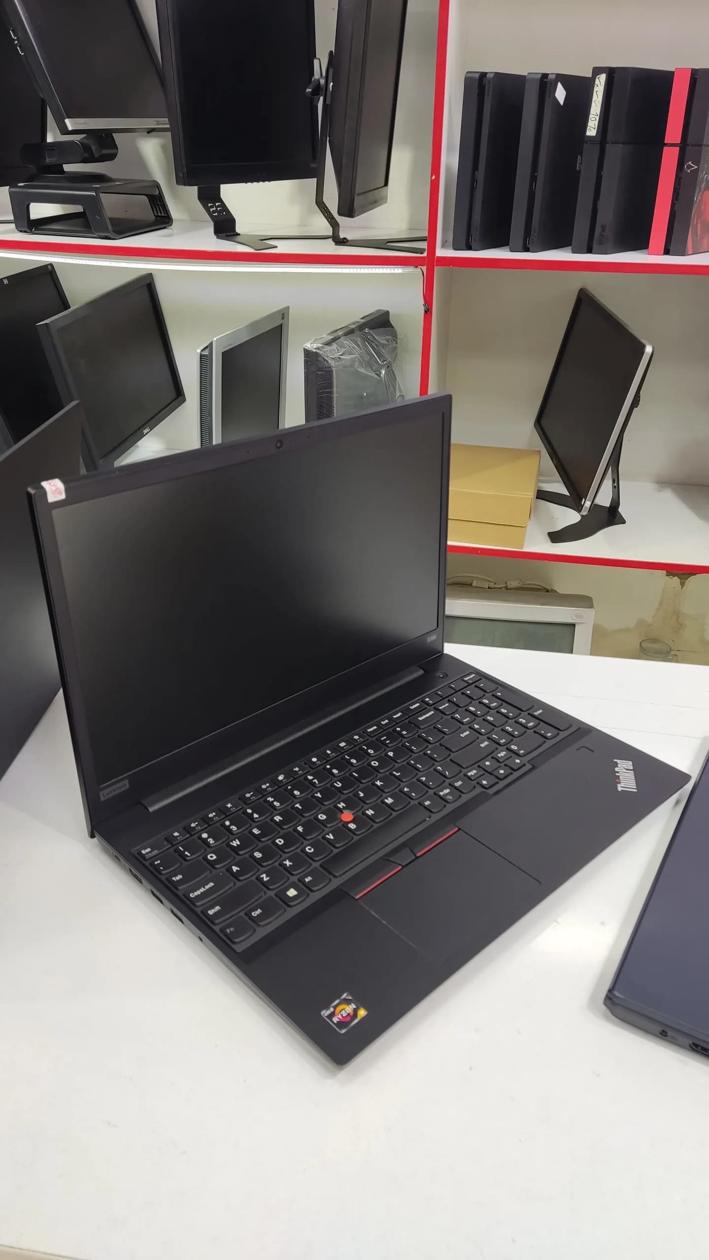 لپ‌تاپ رایزن3 Lenovo ThinkPad 595 — تصویر ۵