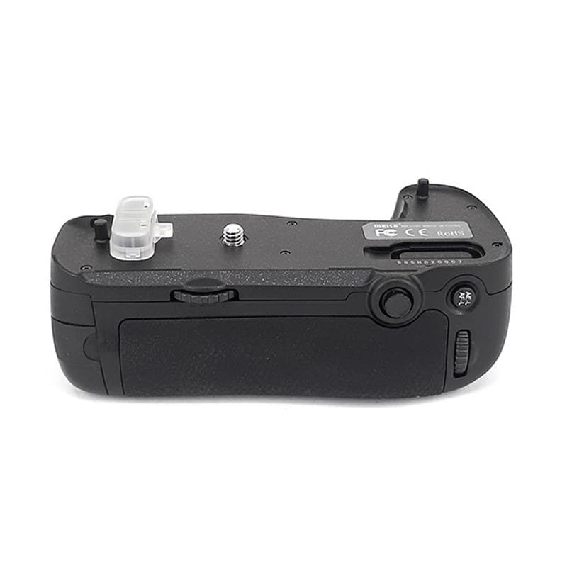 باتری گریپ MEIKE MK-D750 Battery Grip for D750 — تصویر ۳