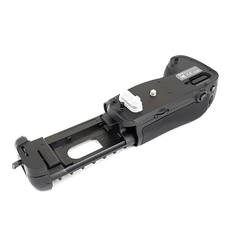 باتری گریپ MEIKE MK-D750 Battery Grip for D750 — تصویر ۴