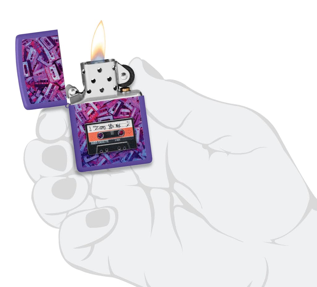 فندک زیپو اصل کد 48521 – Original Zippo 80s Cassette Tape Design — تصویر ۴