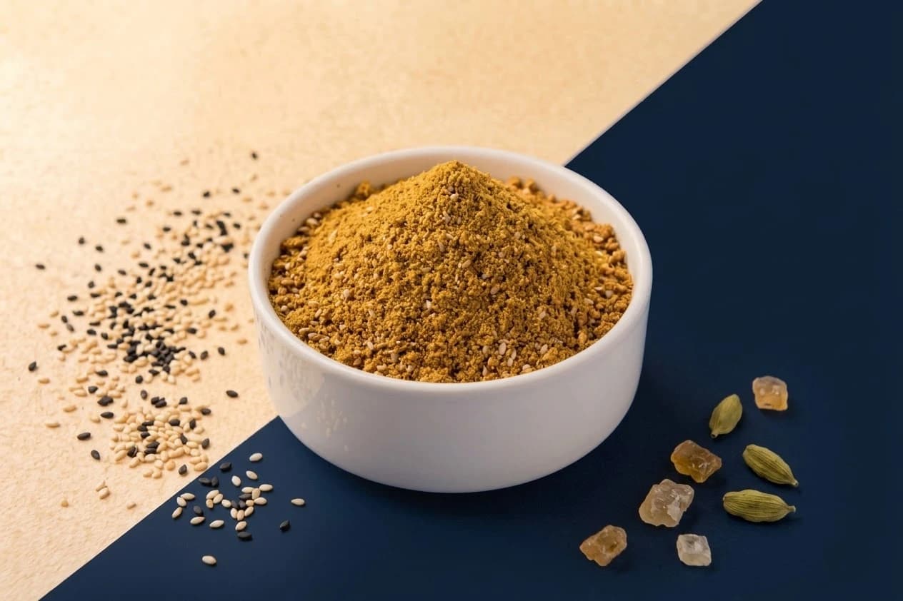 قاووت کنجد نیم کیلویی