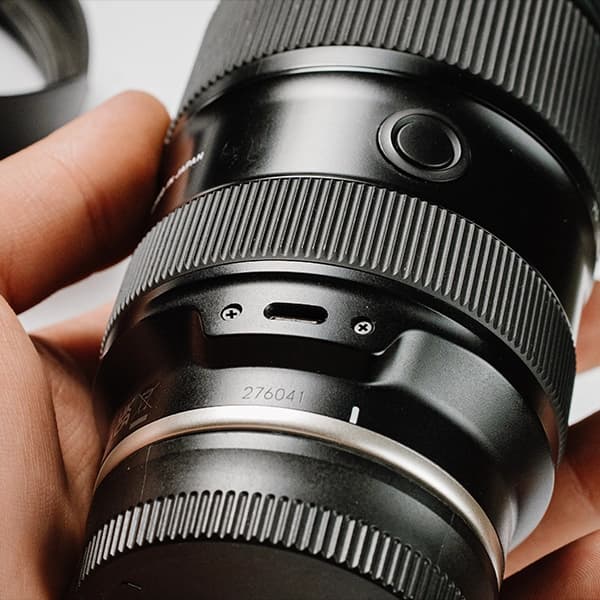 لنز دوربین تامرون مدل Tamron 28-75mm f/2.8 Di III VXD G2 (کارکرده) — تصویر ۳