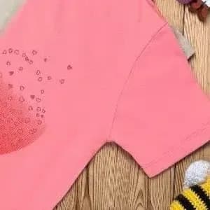 تیشرت شلوارک دخترانه طرح قلب پنبه ای خنک سایز 60 و 65 صورتی کالباسی — تصویر ۴