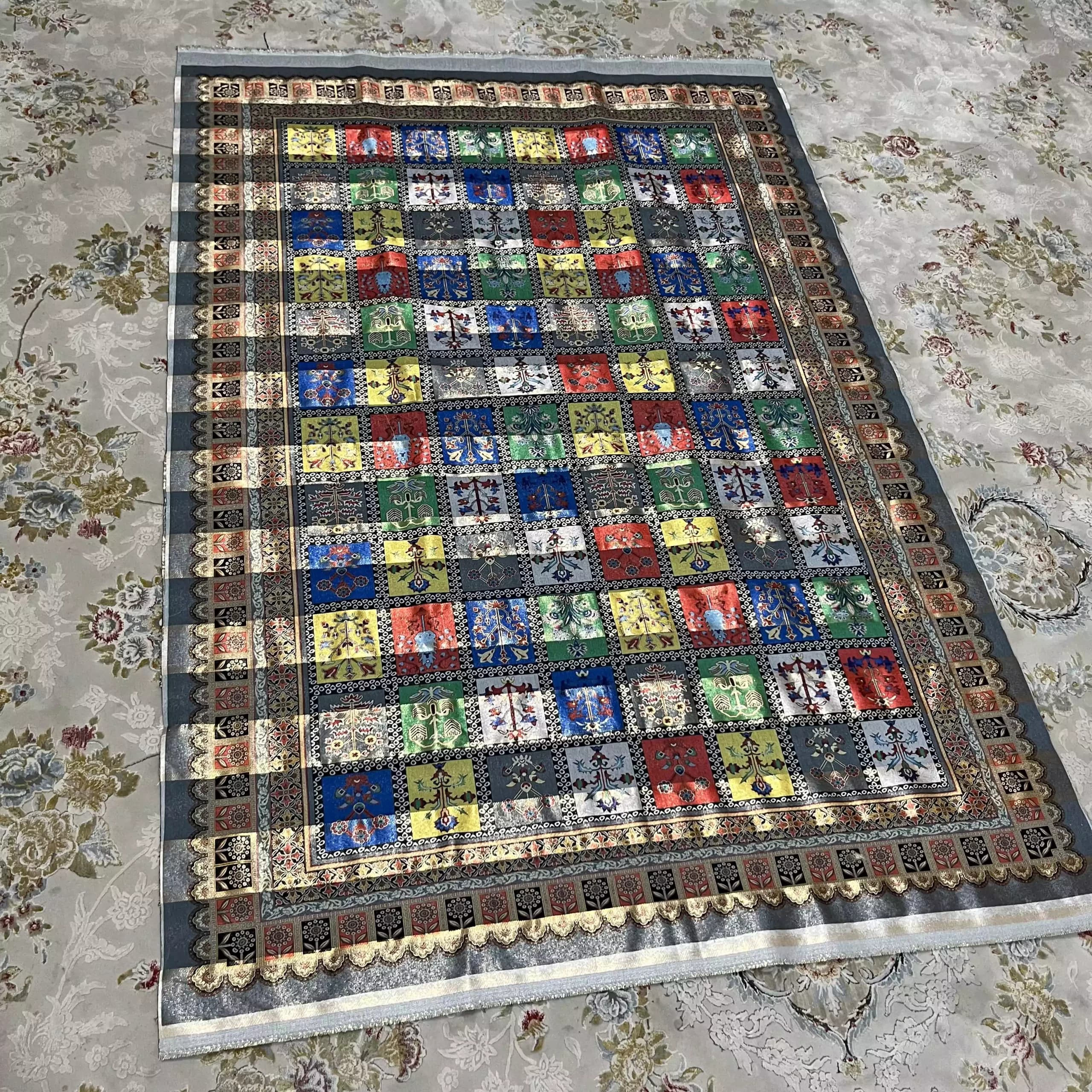 رومیزی شانل ساتن دورو پشت راه راه 100 در 140 سانت چهل تیکه طوسی — تصویر ۴