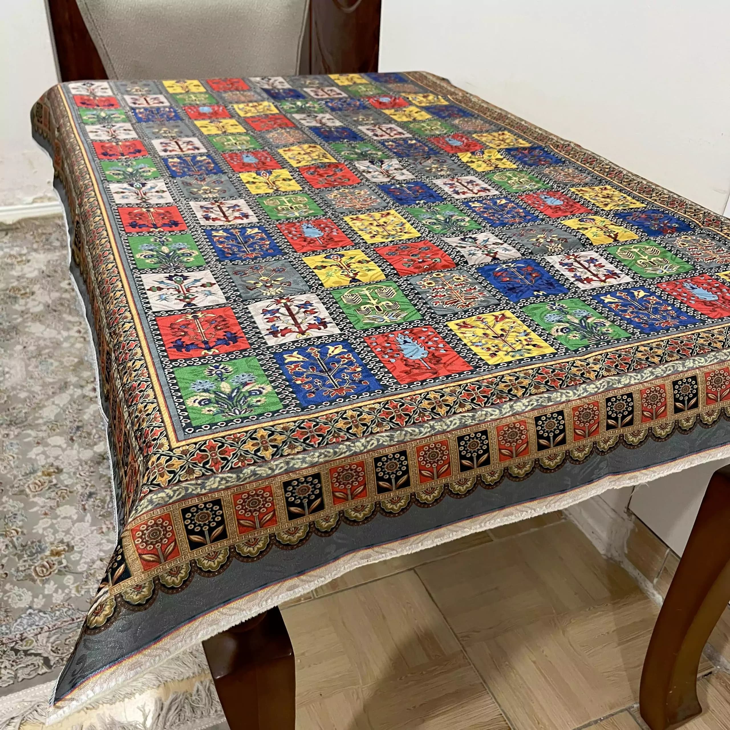 رومیزی ساتن کاغذی دورو چهل تیکه 100 در 140 سانت