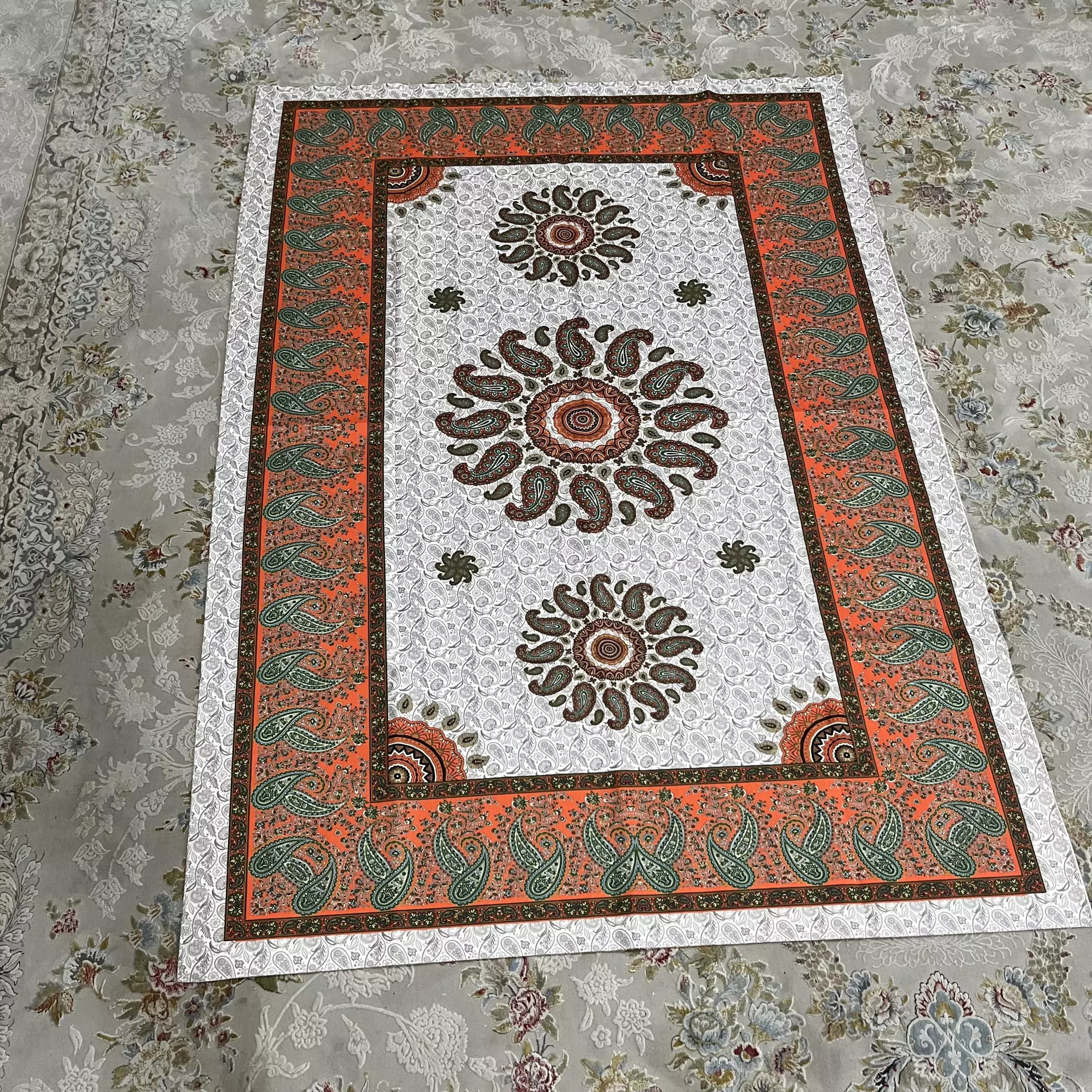 رومیزی مستطیل سنتی — تصویر ۷