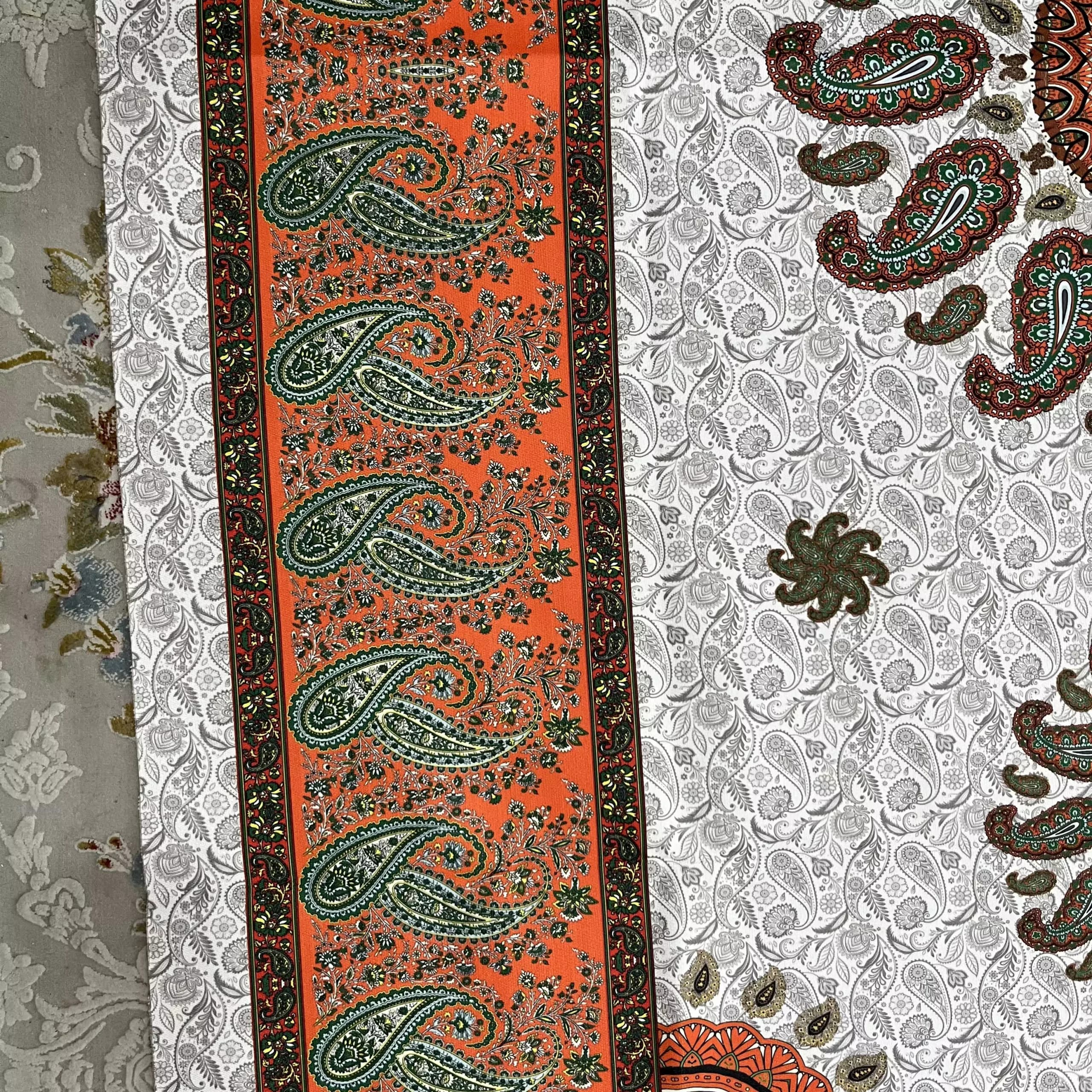رومیزی مستطیل سنتی — تصویر ۸