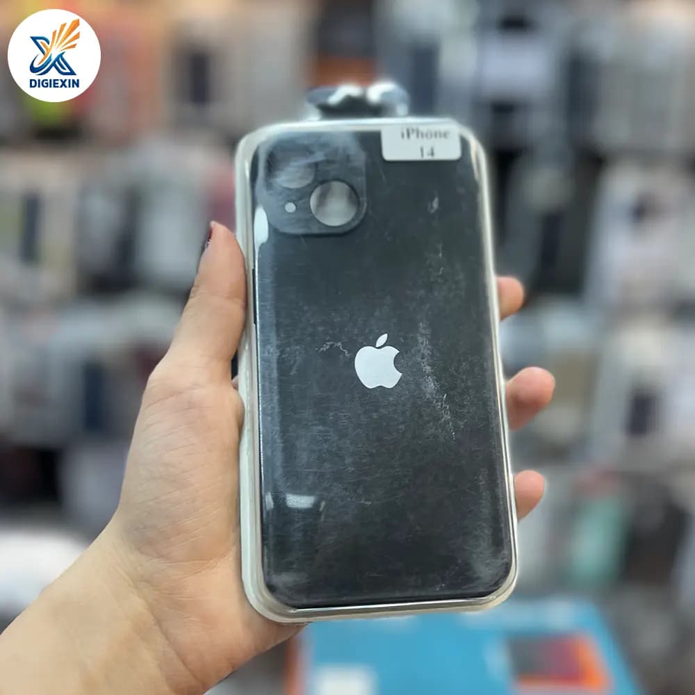 کاور سیلکونی اصل مناسب برای آیفون 14 نرمال — تصویر ۳