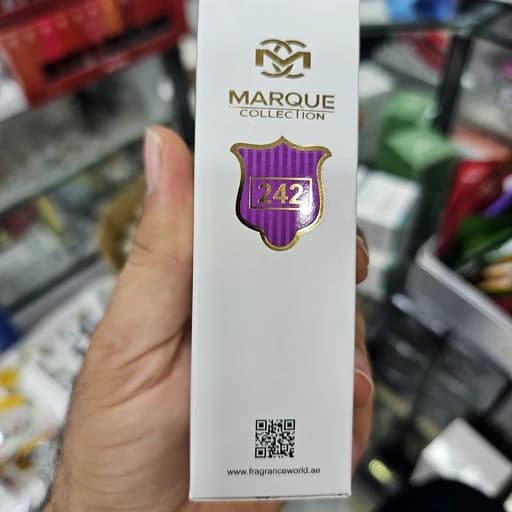 ادکلن مارک کالکشن 242 (مشابه عطر کازاموراتی بنفش لیرا ژیروف) حجم 25 میل رایحه گلهای شیرین و کاراملی ماندگاری6الی8ساعته — تصویر ۳