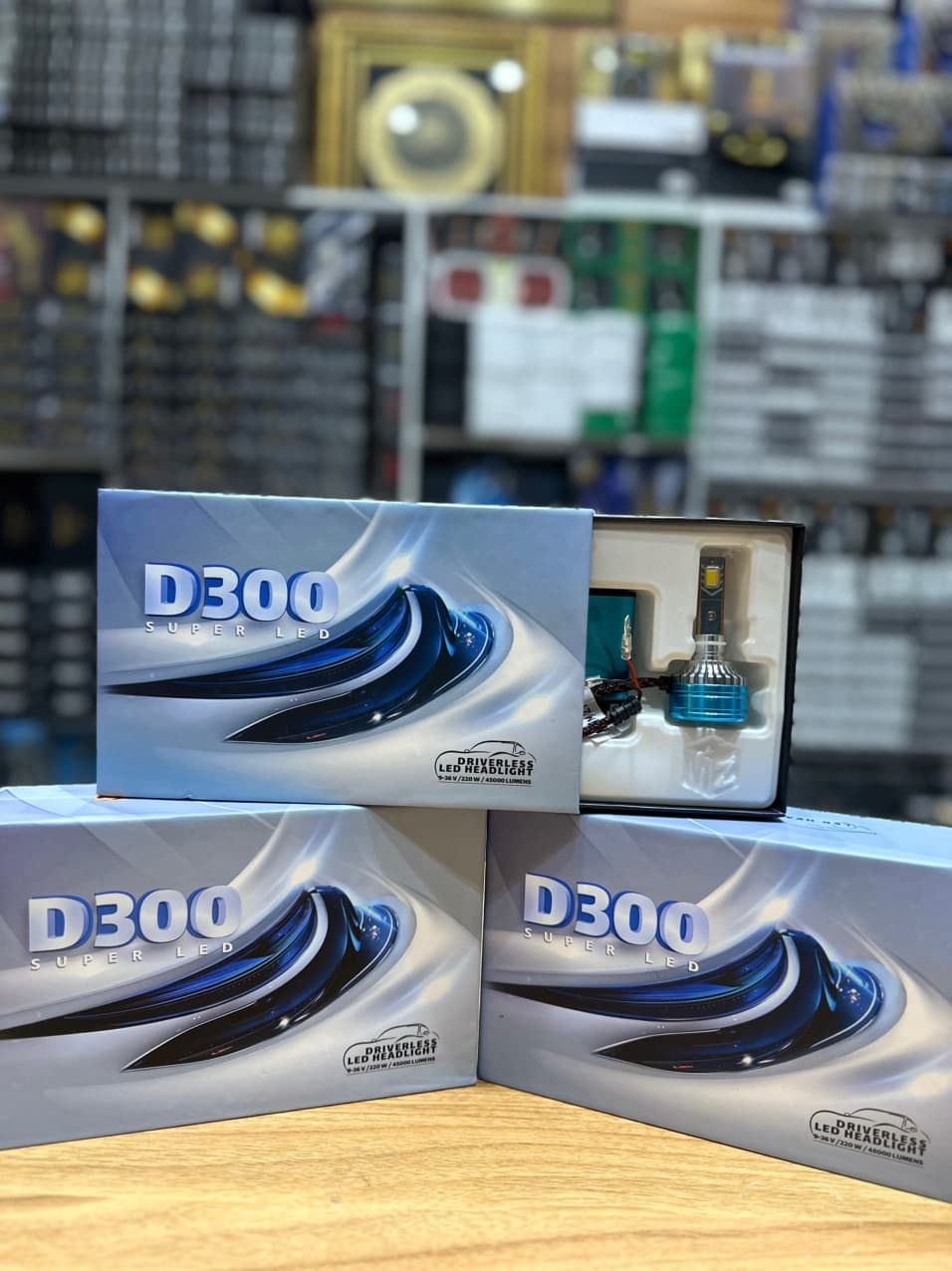 هدلایت مدل D300 برند MZM پایه H1 — تصویر ۳