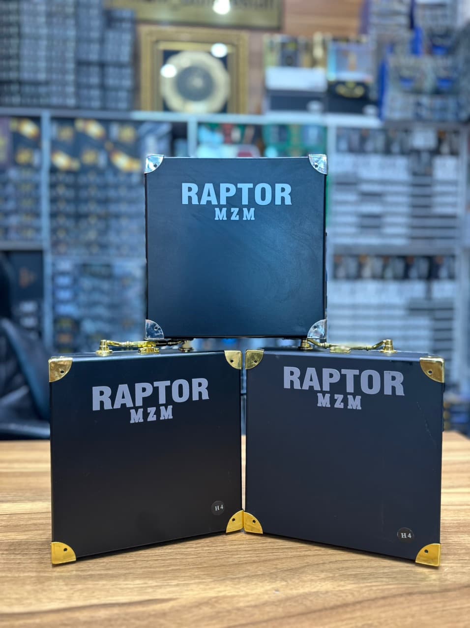 هدلایت مدل RAPTOR برند MZM پایه H4