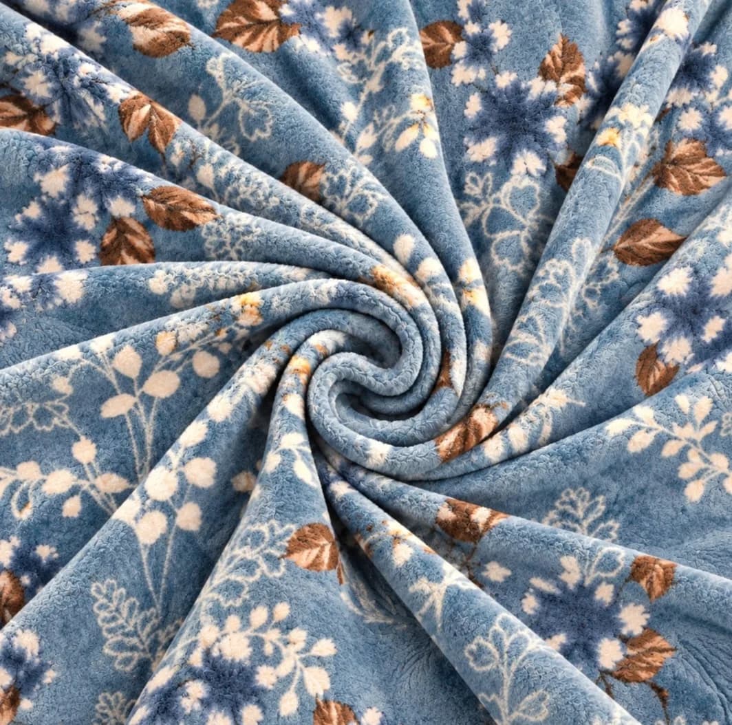 پتو مسافرتی 1 نفره طرح لیزری مدل گل و ساقه سایز 160×220 سانتیمتر — تصویر ۵