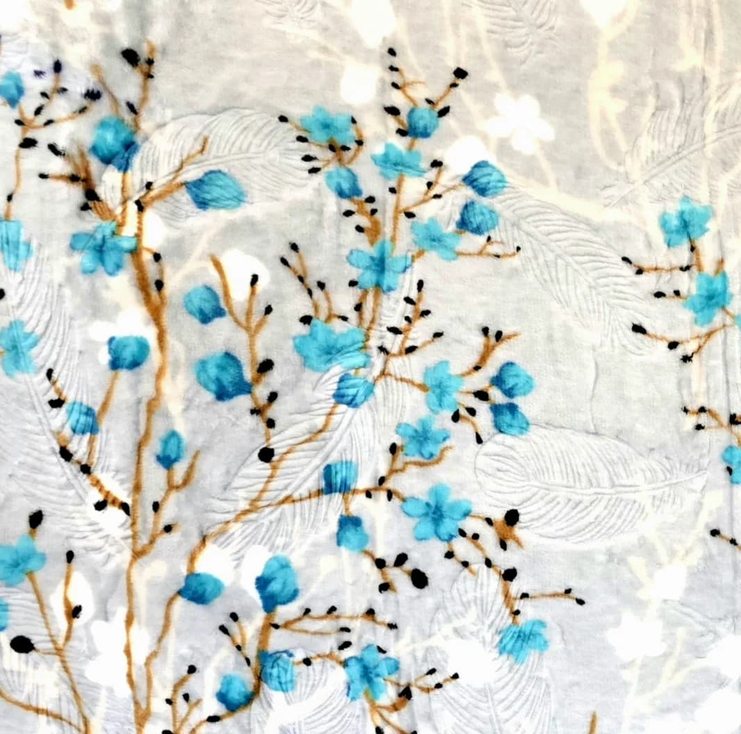 پتو مسافرتی 1 نفره طرح لیزری مدل گل ریز بهاری سایز 160×220 سانتی‌متر — تصویر ۶