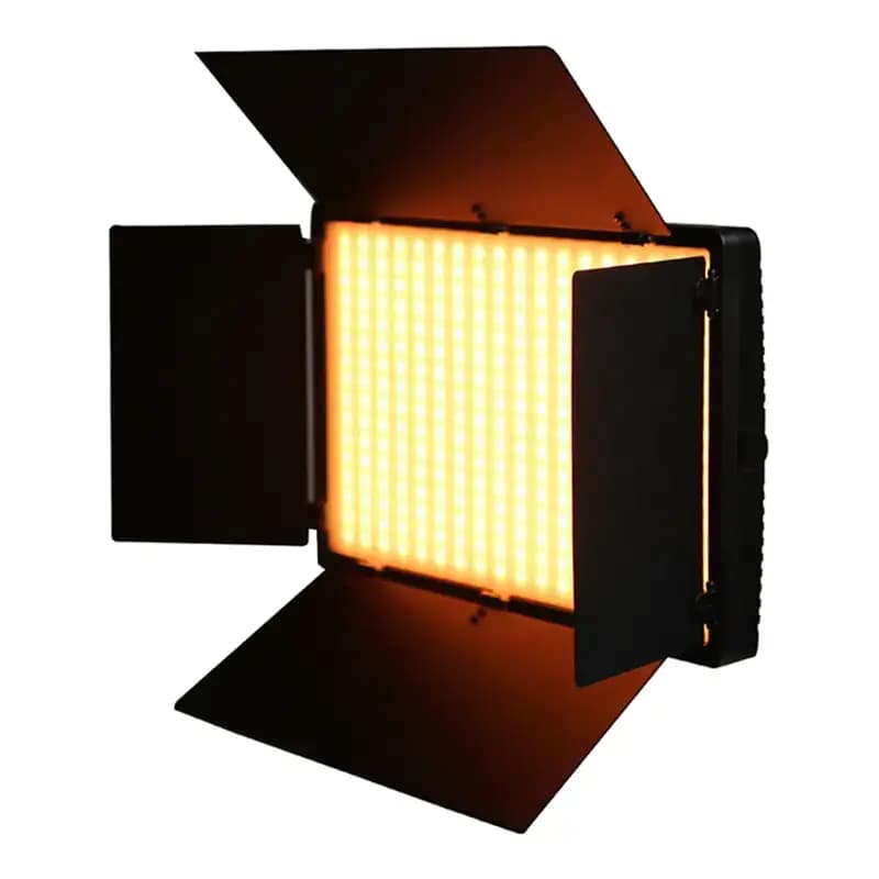 نور LED RGB گلدن‌پاور مدل 600 PLUS — تصویر ۳