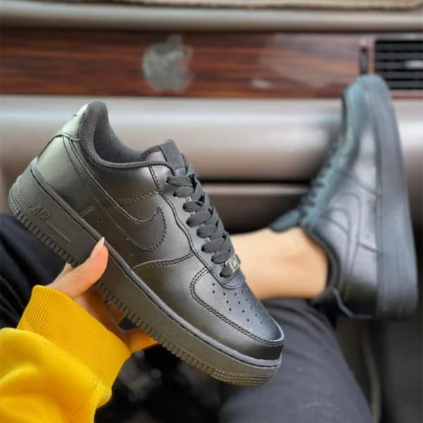 نایک ایرفورس وان مشکی Nike Air Force 1 ’07 — تصویر ۴