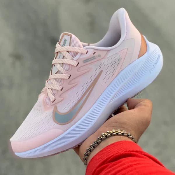 نایک ایر زوم وین فلو 7 Nike Air Zoom Winflo زنانه — تصویر ۵