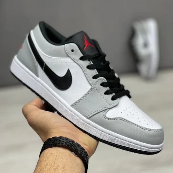 نایک ایر جردن وان لایت اسموک Jordan 1 Low Light Smoke Grey — تصویر ۳