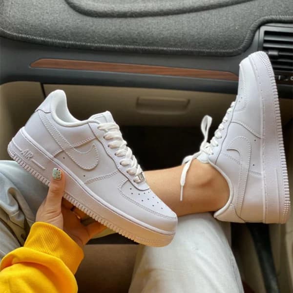 نایک ایرفورس وان سفید Nike Air Force 1 ’07 — تصویر ۴