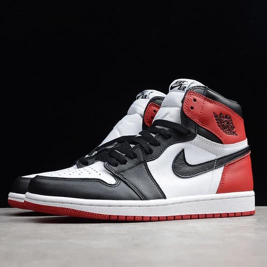 نایک ایر جردن وان Jordan 1 Retro High Satin Black Toe — تصویر ۴
