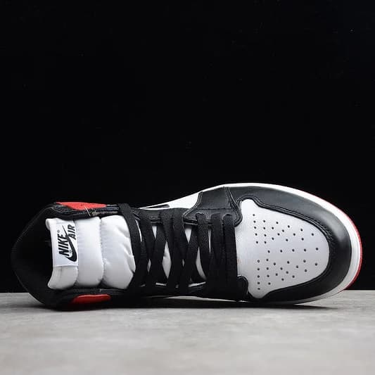 نایک ایر جردن وان Jordan 1 Retro High Satin Black Toe — تصویر ۳