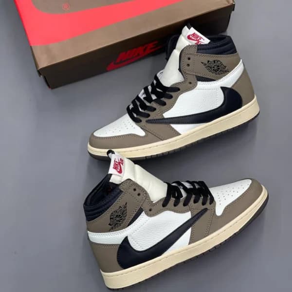 نایک ایر جردن وان تراویس اسکات Jordan 1 Retro High Travis Scott — تصویر ۲