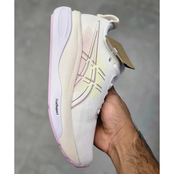 اسیکس ژل کایانو سفید شیری صورتی ASICS GEL-KAYANO 33 — تصویر ۴