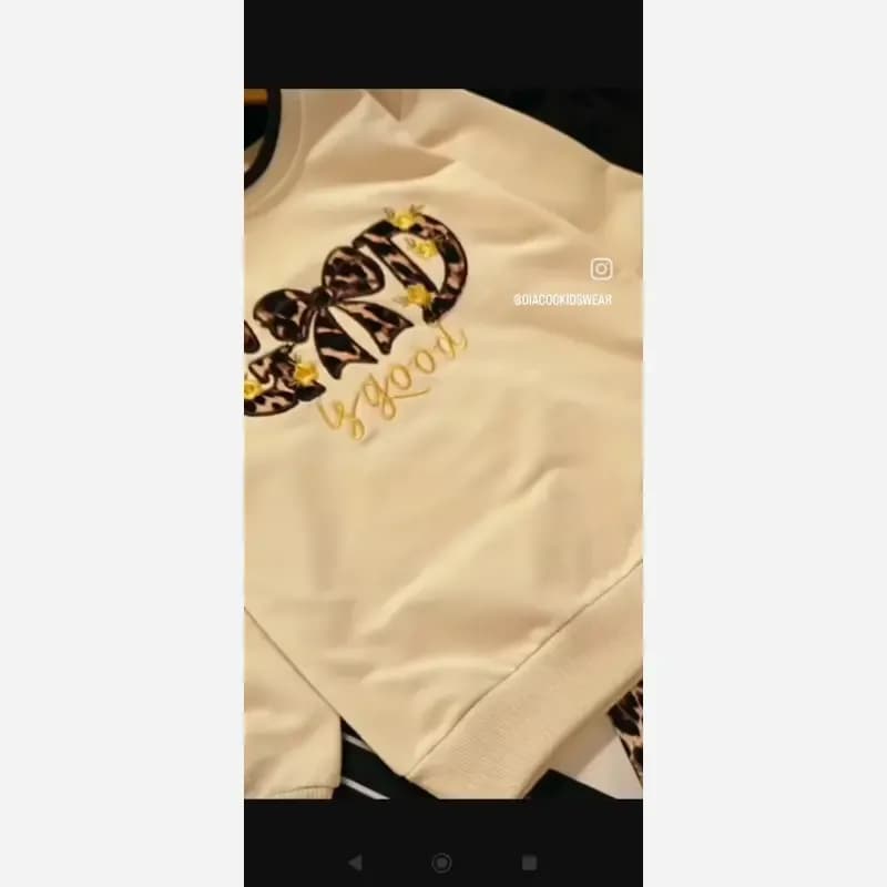 بلوز و شلوار دورس پنبه لاکرا درجه یک خرجکار مخمل آیینه ای سایز 55 تا 65 — تصویر ۴