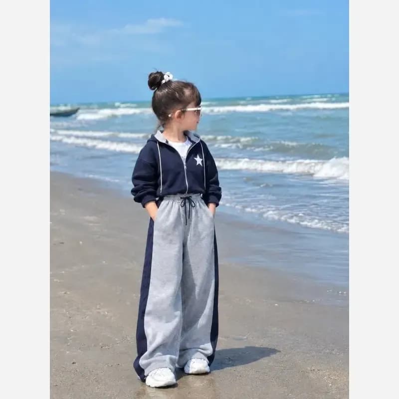 ست سه تیکه آستین بلند پاییزه سویشرت و شلوار بچگانه — تصویر ۲