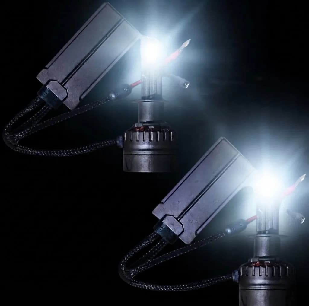 هدلایت چراغ مه شکن خودرو تک حالته فورس مدل یخی کد CSP پایه H1 مناسب برای ساینا و کوییک بسته ۲ عددی — تصویر ۲
