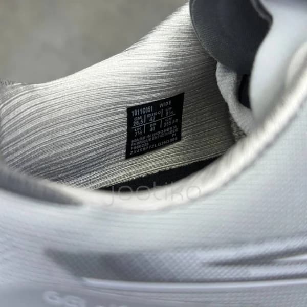 کفش ورزشی اسیکس ژل کایانو 32 طوسی روشن ASICS Gel-Kayano 32 Piedmont Grey Gravel — تصویر ۵