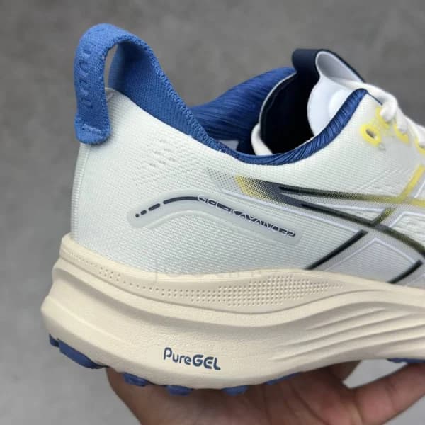 کفش ورزشی اسیکس ژل کایانو 32 GEL-KAYANO 32 Cream/Denim Blue — تصویر ۴