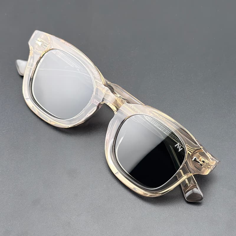 عینک آفتابی ویفرر (Wayfarer) آلبرت وگ مدل S32107C2 Acetate Avantgarde Visionary — تصویر ۹