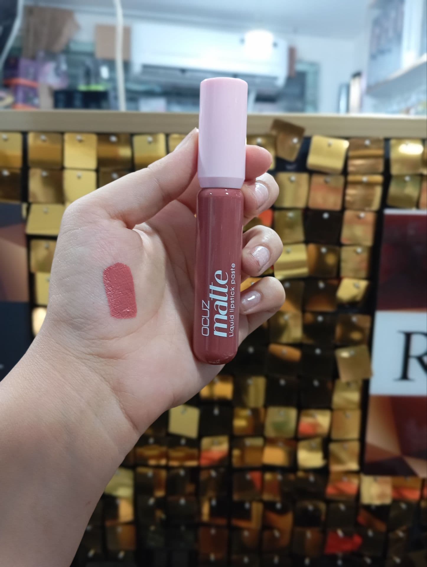 رژلب مایع مخملی اوکاز ocuz مدل super matte کد 08 — تصویر ۳