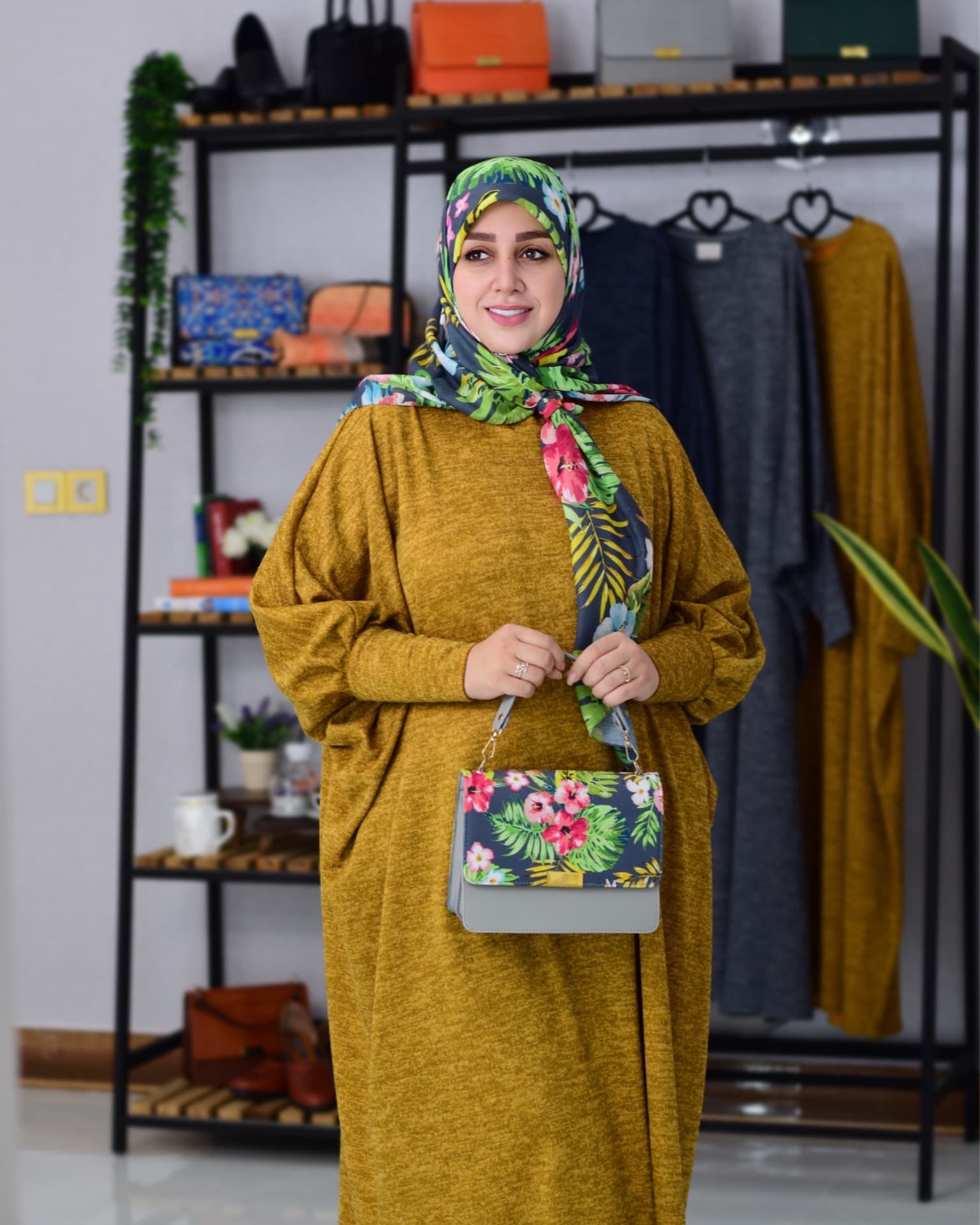 عبا پاییزه افرا