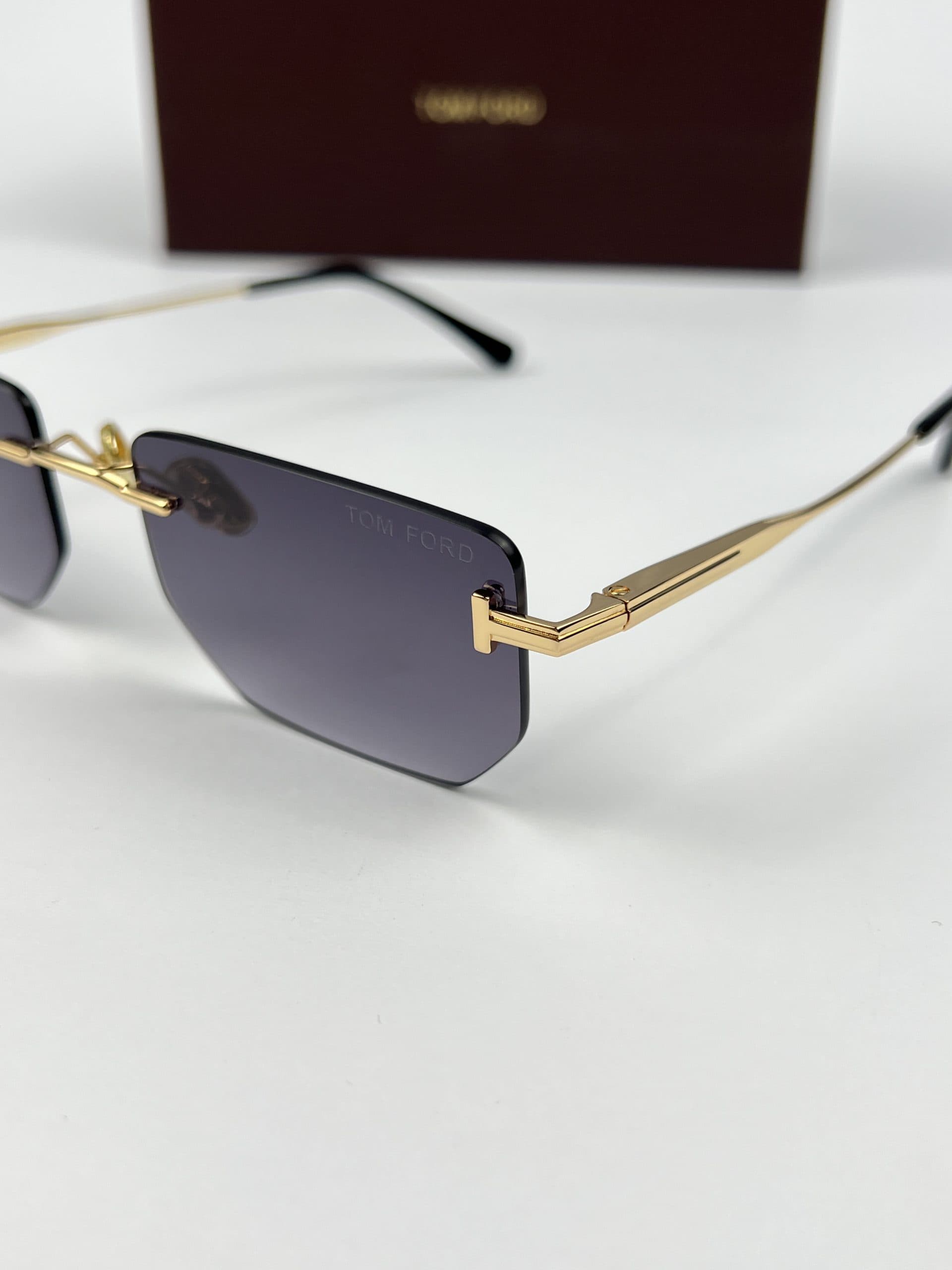 TOM FORD MODEL TF1355 SUNGLASSES عینک آفتابی تامفورد مدل TF1355 — تصویر ۳