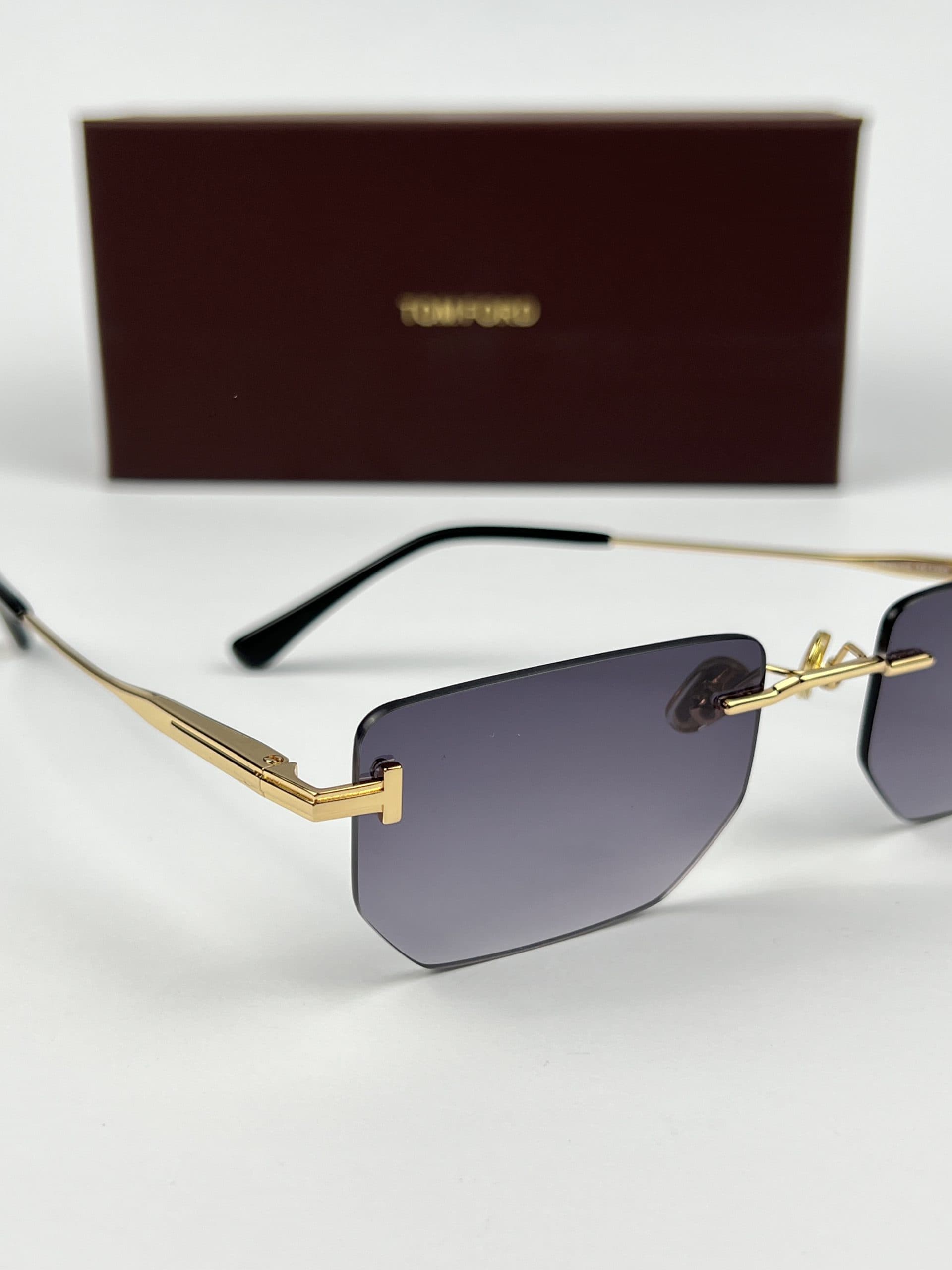 TOM FORD MODEL TF1355 SUNGLASSES عینک آفتابی تامفورد مدل TF1355 — تصویر ۴