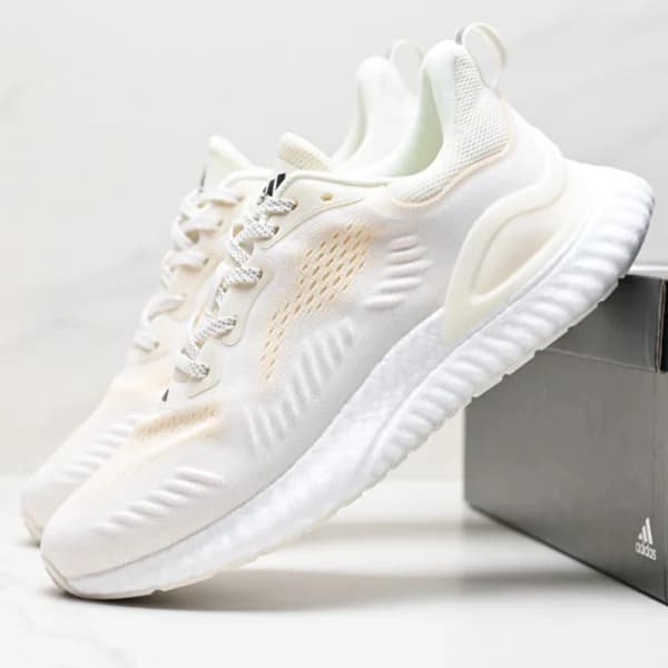 کفش آدیداس آلفابونس بوست Adidas Alphabounce Boost کرم — تصویر ۳