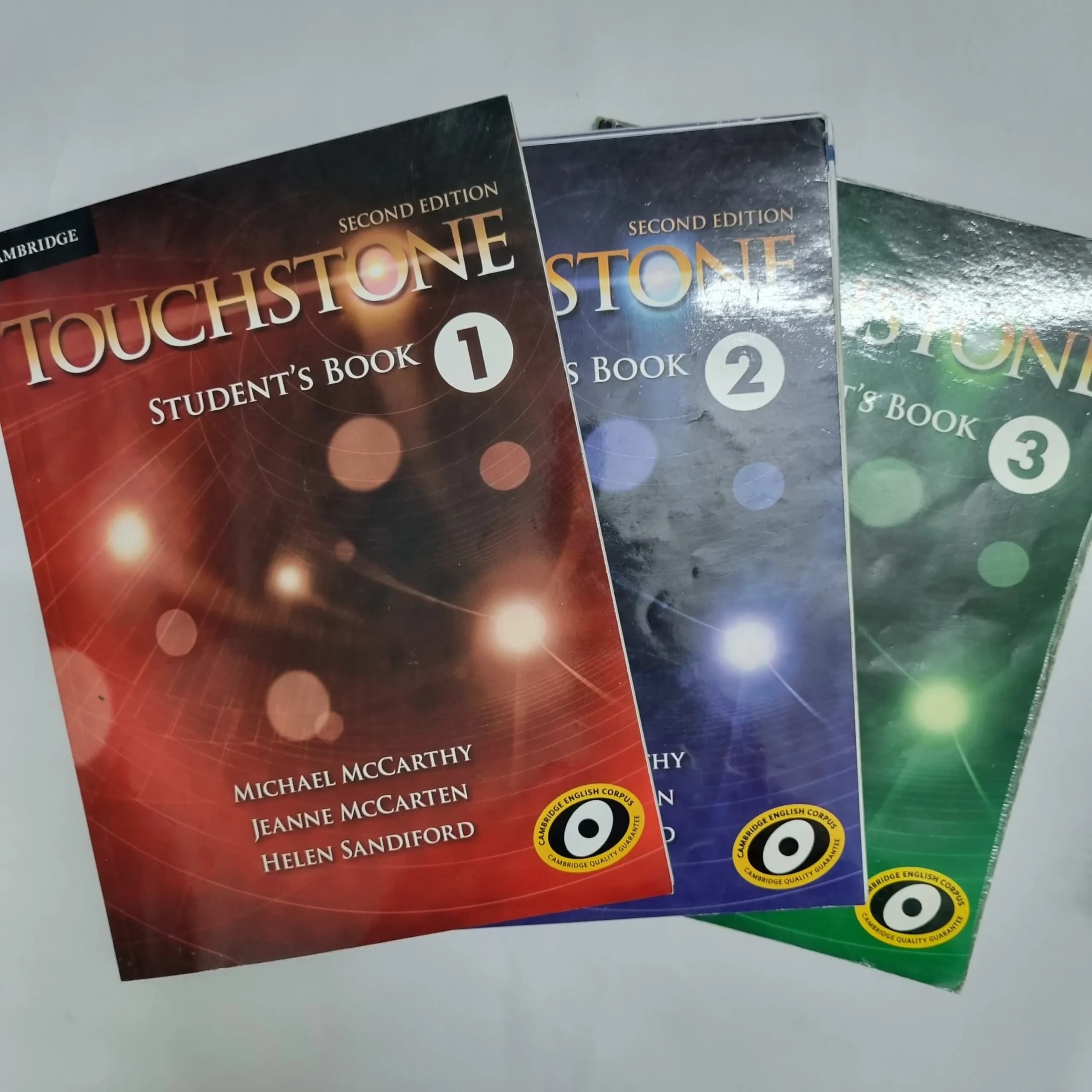 کتاب زبان TOUCHSTONE یک دو سه (دست دوم) کد 6833