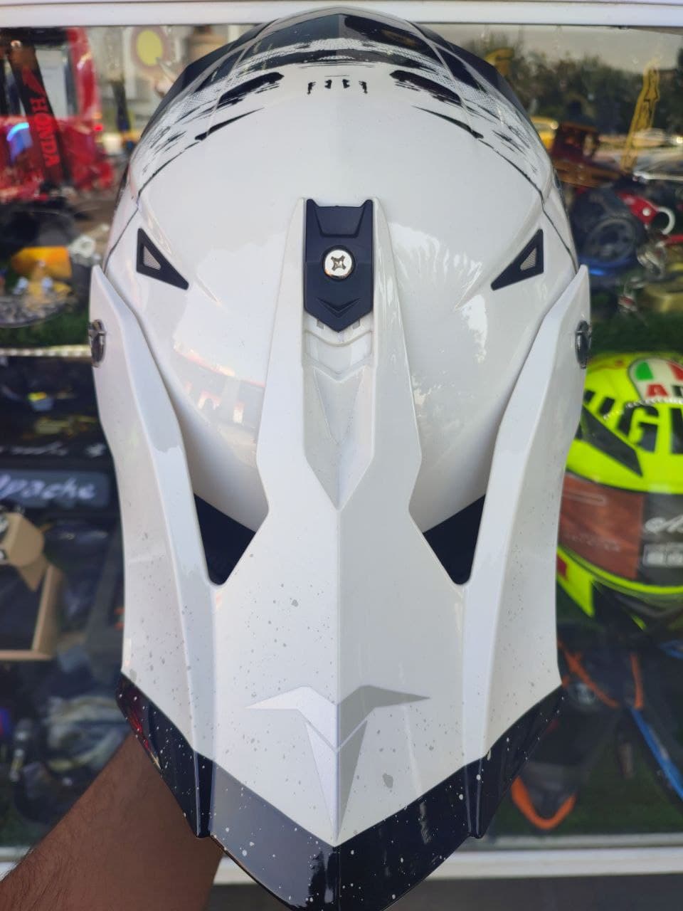 کلاه کاسکت کراسی تکنو TEKNO سیاه سفید SG-126 — تصویر ۴