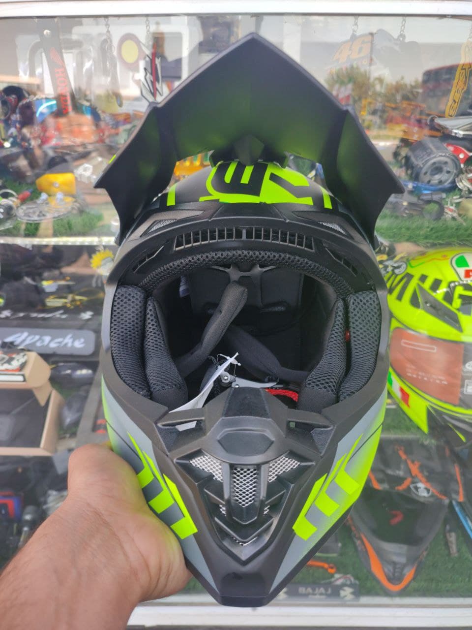 کلاه کاسکت کراسی تکنو TEKNO فسفری مشکی SG-126 — تصویر ۴