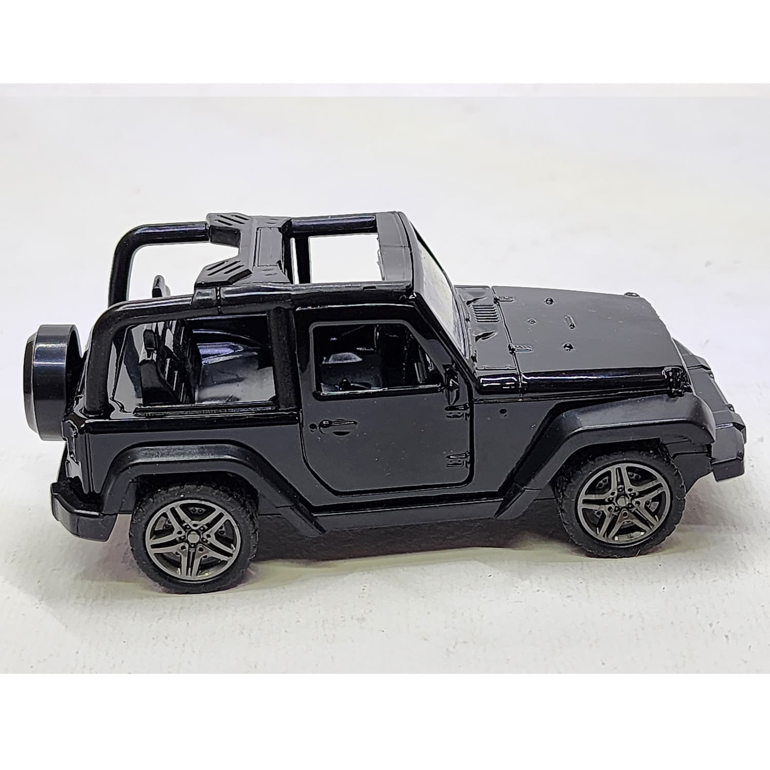 ماکت ماشین مدل jeep wrangeler — تصویر ۴