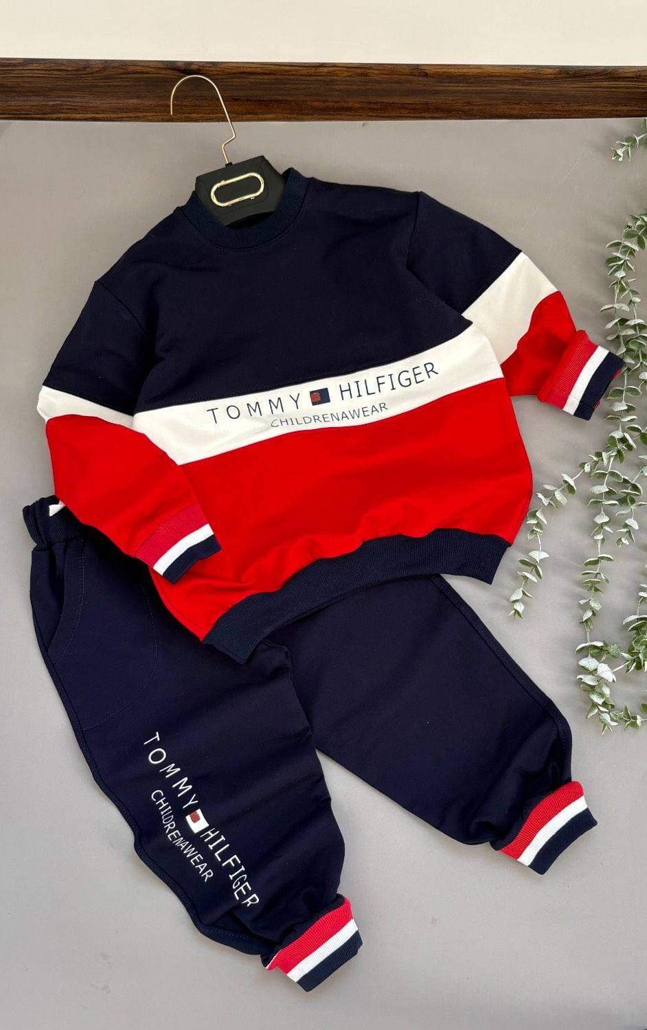 ست اسپرت Tommy
