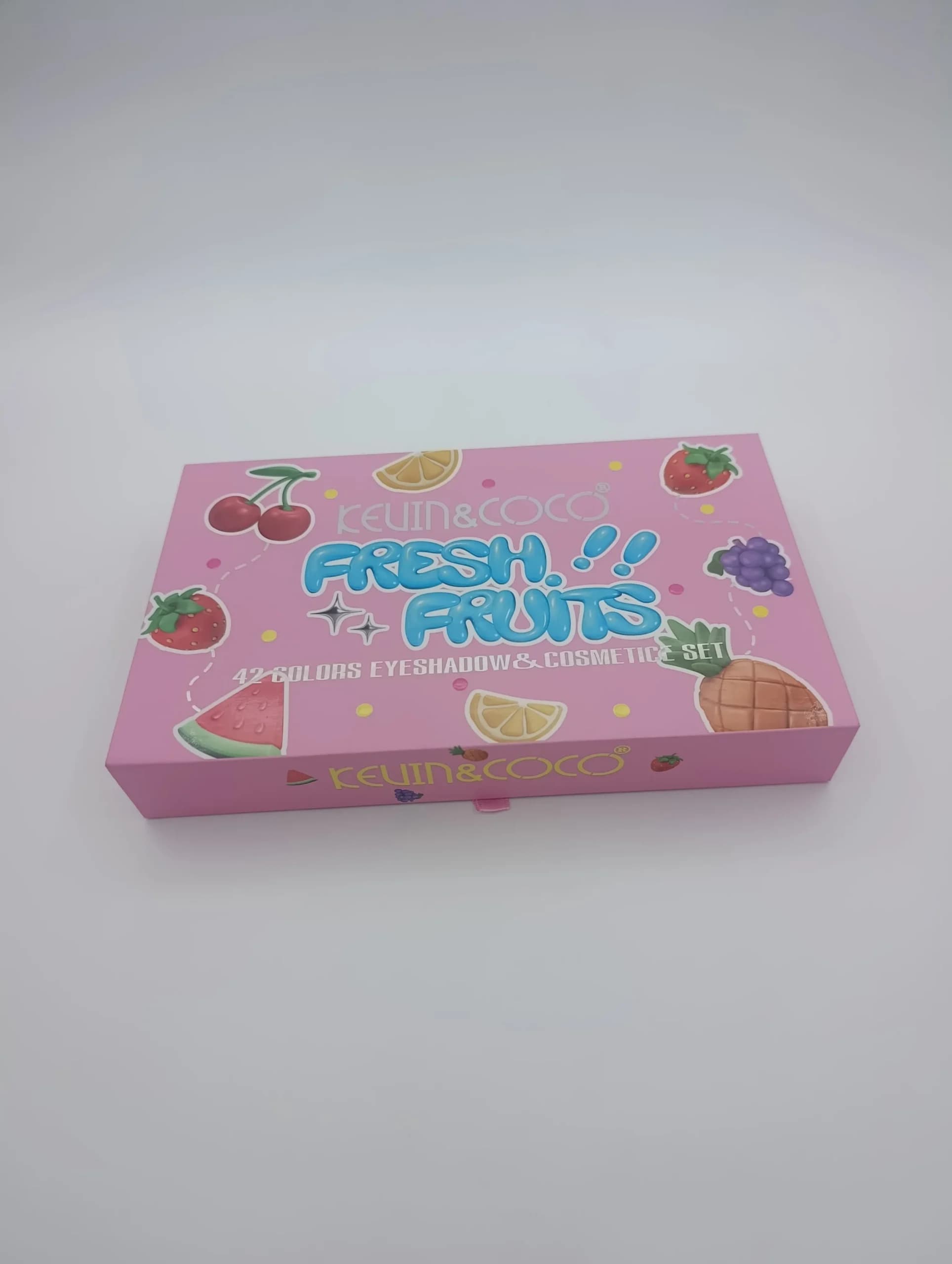 پالت آرایشی چند کاره میوه ای FRESH FRUITS کد 1485 | شامل سایه مات و شاین، رژگونه، کانتور، هایلایتر و لیپ گلاس حرارتی (اورجینال)