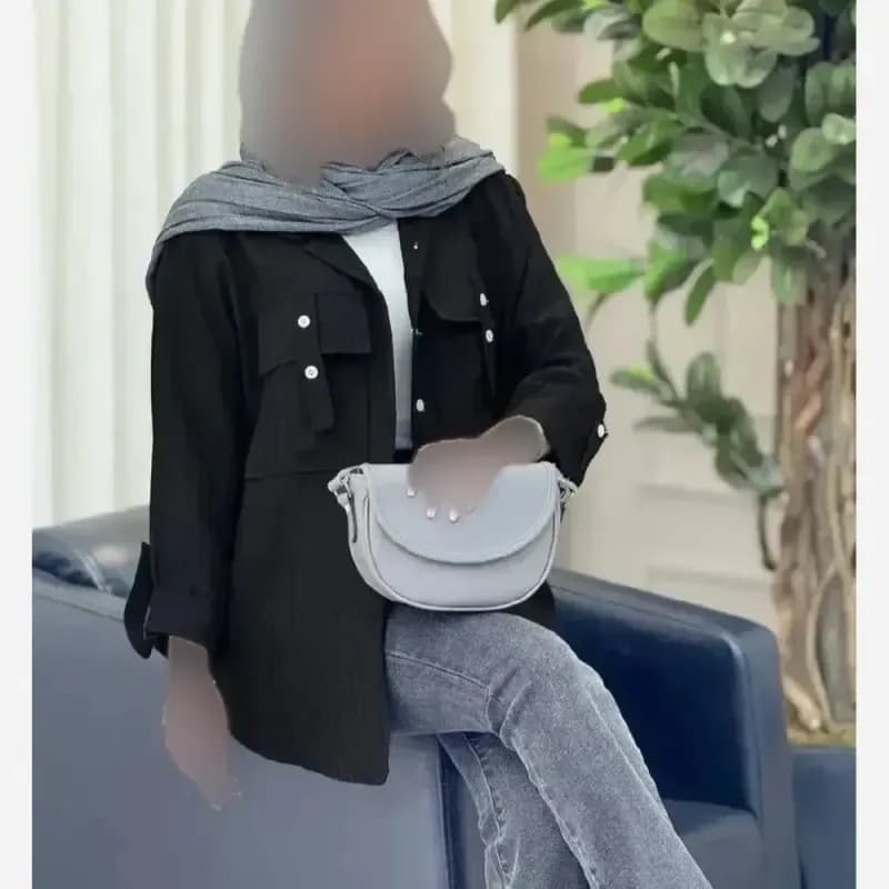 مانتو جیب صلیبی مدل فریبا جنس آیوا رنگ مشکی فری سایز — تصویر ۲