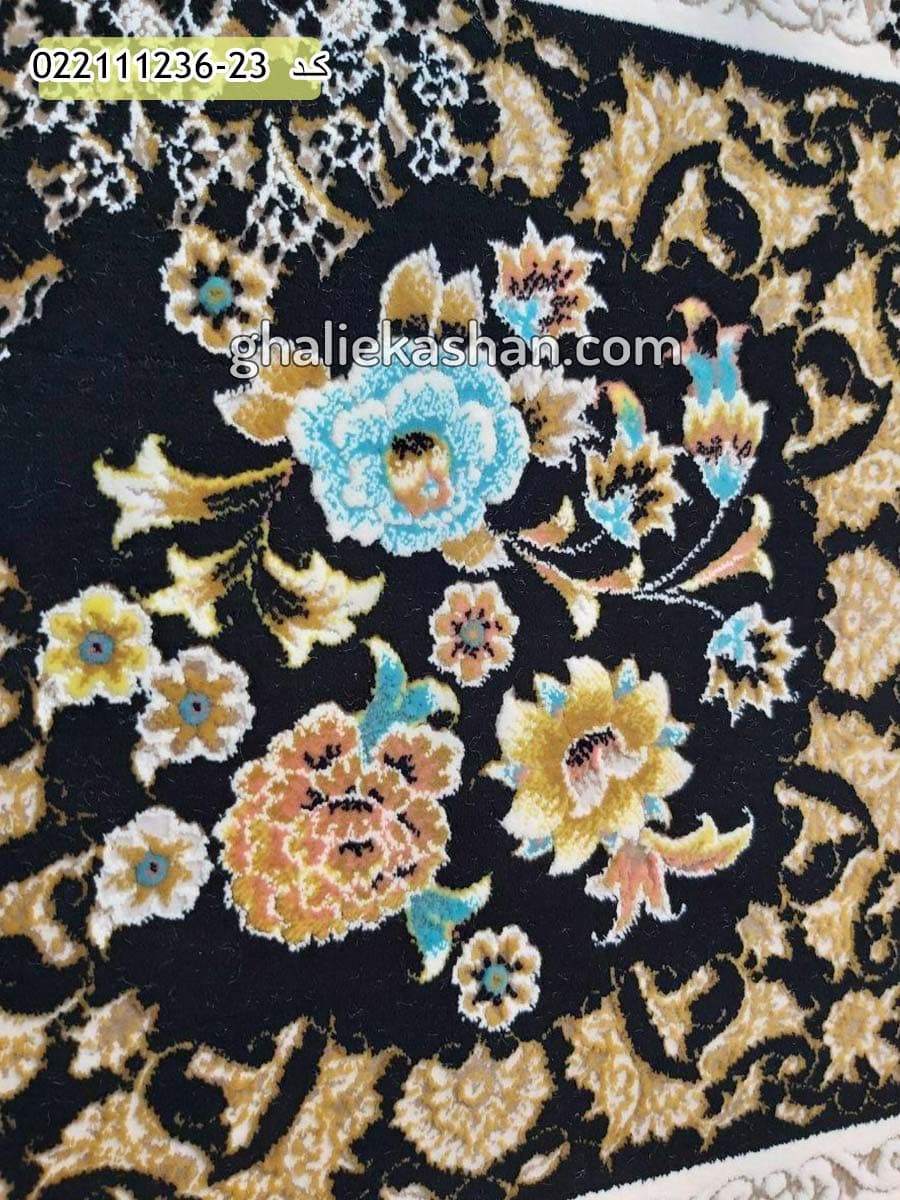 فرش 1200 شانه طرح خشتی زمینه سرمه ای کاشان – گل برجسته — تصویر ۲